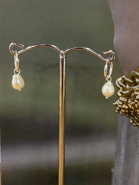 Mini hoops con perla